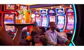 dinar featured game showcase